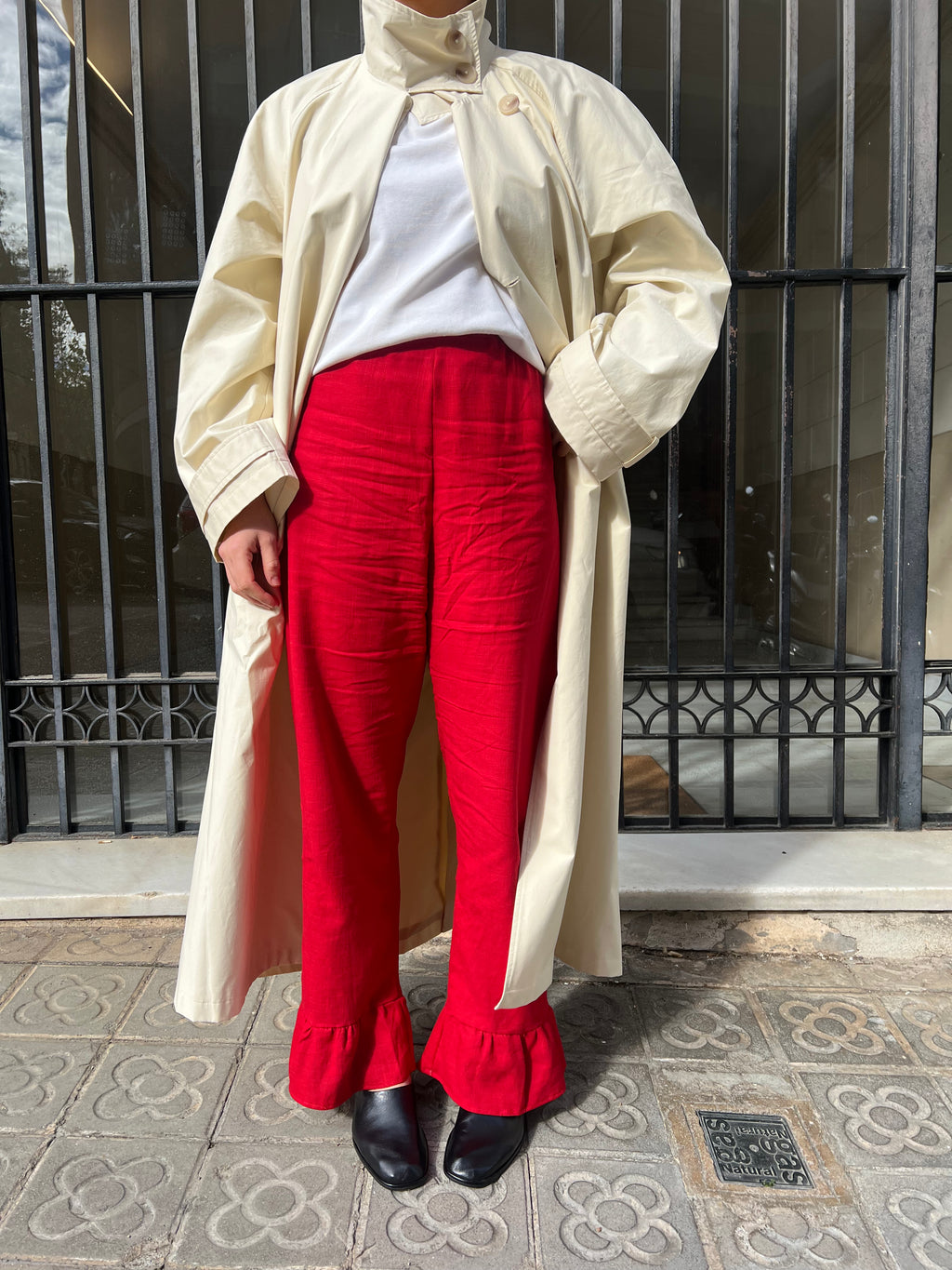 Pantalón con volantes Rojo