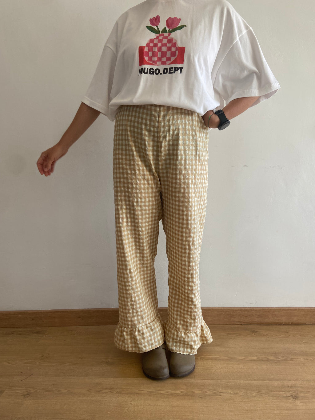 Pantalón Cuadros con volantes Beige y Blanco