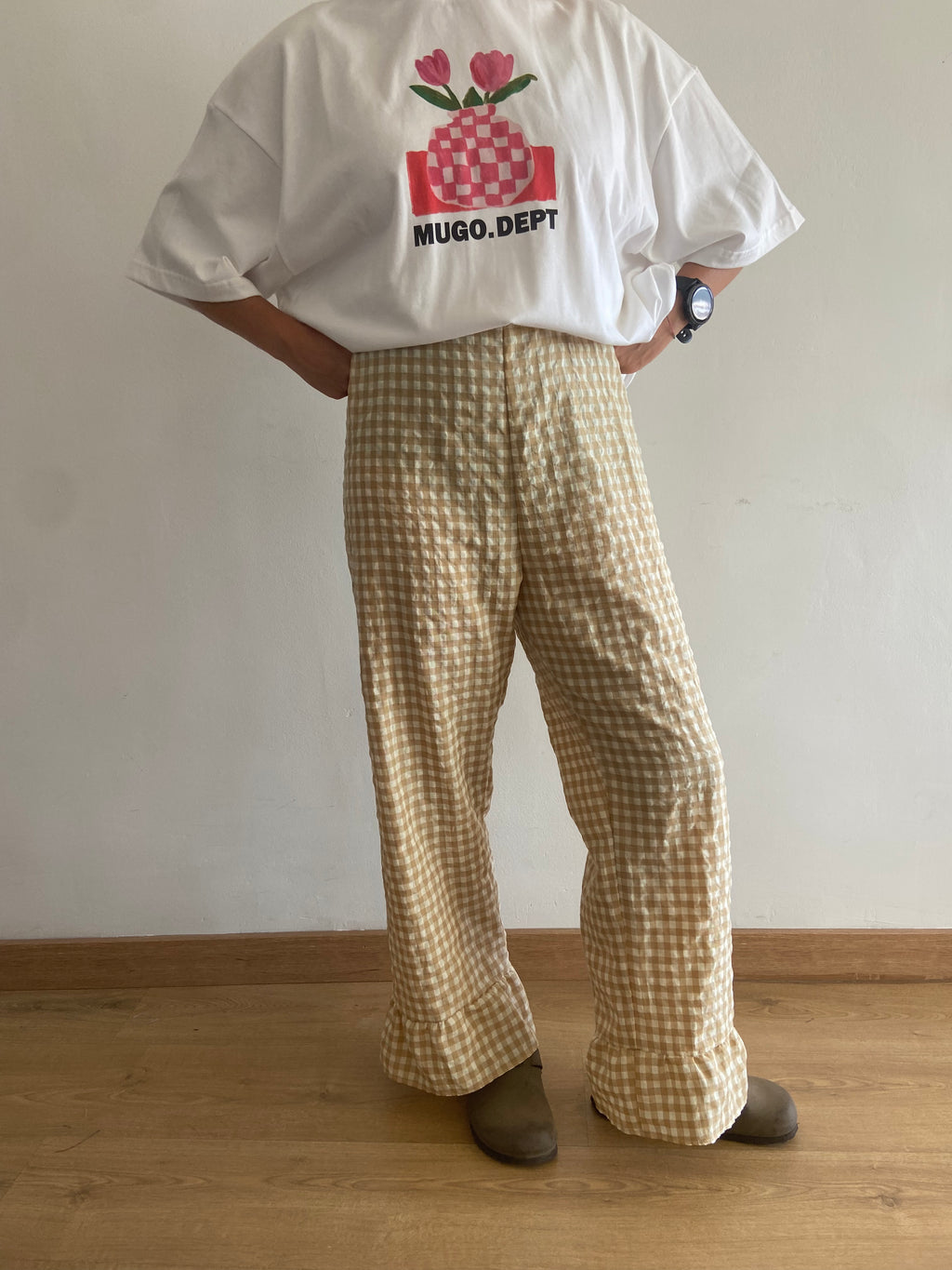 Pantalón Cuadros con volantes Beige y Blanco